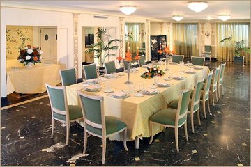 Hotel Donna Laura Palace