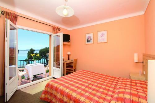 Logis Hotel Le Provencal