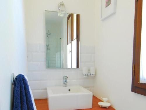 Holiday Home Le Bougayrou I-811