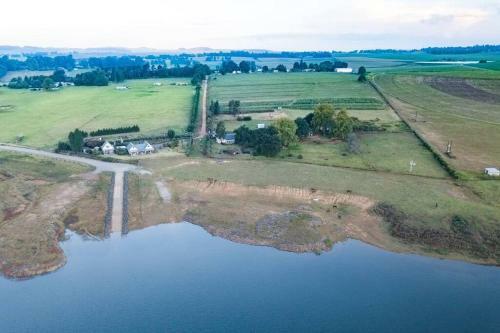 Midlands Home With Gigantic Views