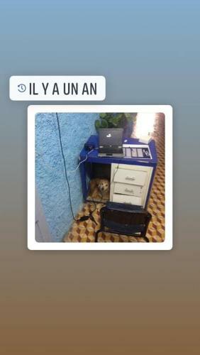 Albergue White And Blue