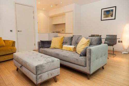 2 Bed Apartment At Quartermile