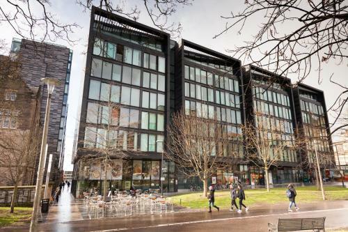 2 Bed Apartment At Quartermile