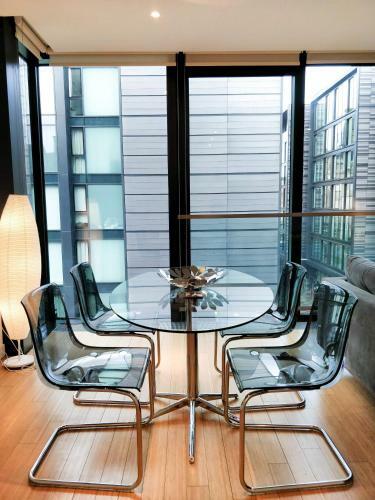 2 Bed Apartment At Quartermile
