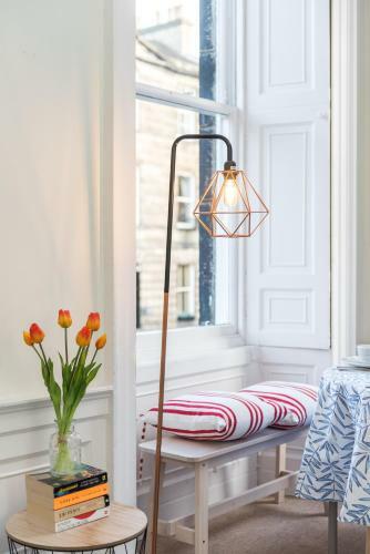Apartamento Charming, Central & Spacious Georgian 3 Bed Apt