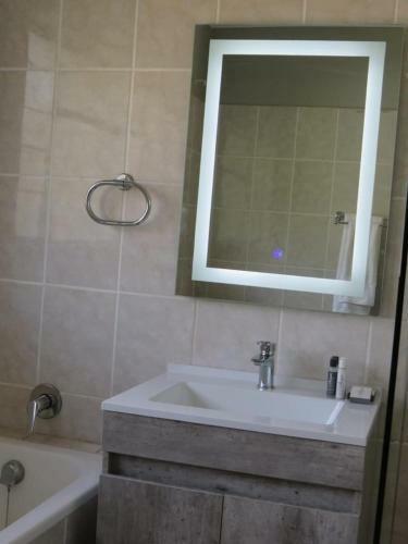 Hostal Sani Pass Manor Guest House