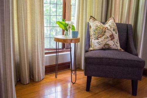 Bed & Breakfast Churchill House