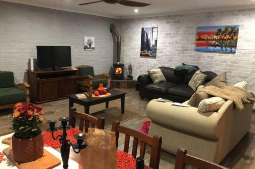 Self Catering, Fully Equipped, 2 Storey Cottage.