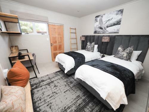 Hostal Fever Tree Guesthhouse