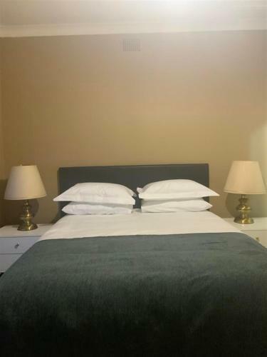 Hostal Marina Views Guesthouse