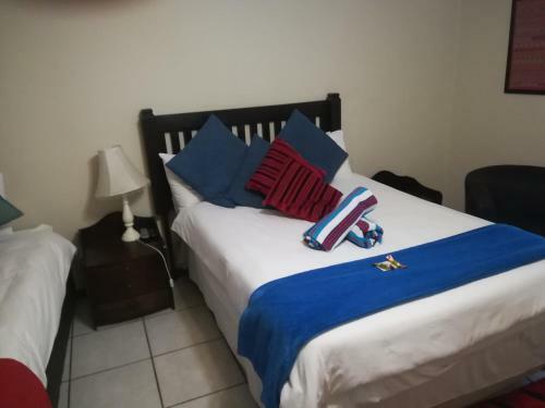 Hostal Harties Double Bed Studio - Garden View Hartbeespoort Dam