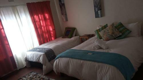 Harties Garden Home - 16 Sleeper Hartbeespoort Dam