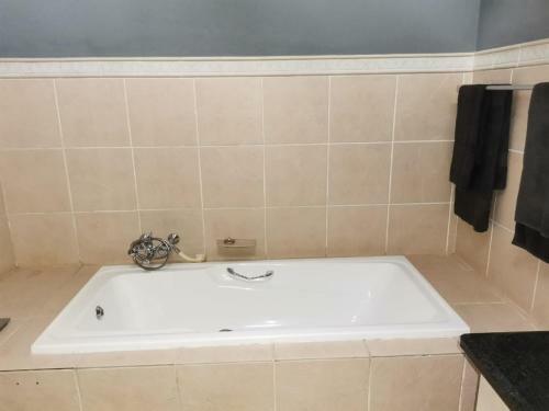 Hostal Mia Hills Guest House
