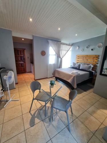 Hostal Mia Hills Guest House