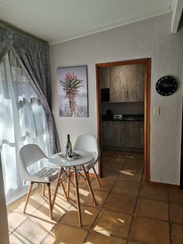 Hostal Mia Hills Guest House
