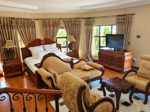 Kosmos Ridge 5 Bedroom Palace 284