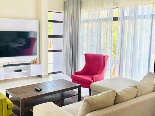 774ways Holiday Home