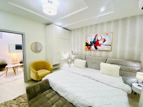Shortlethomes - Ebi's 5 Star Short Let Apartment In Ikate, Lekki