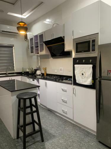 Sear Apartments