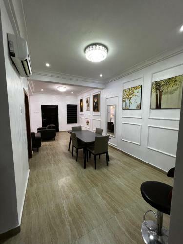 The Wallington?s Apartments