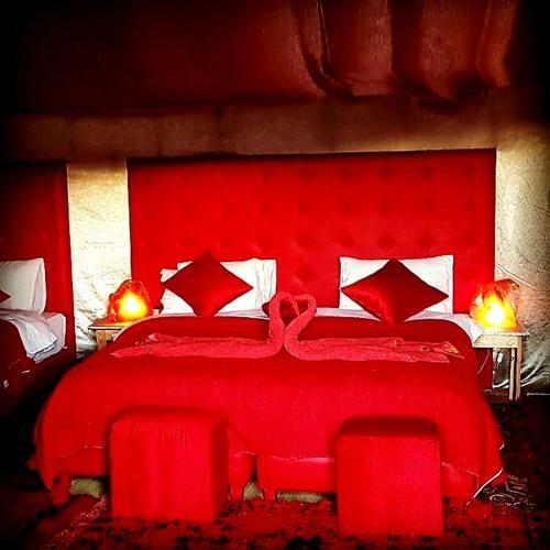 Merzouga Luxury Camp
