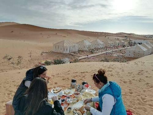 Merzouga Best Luxury Camps