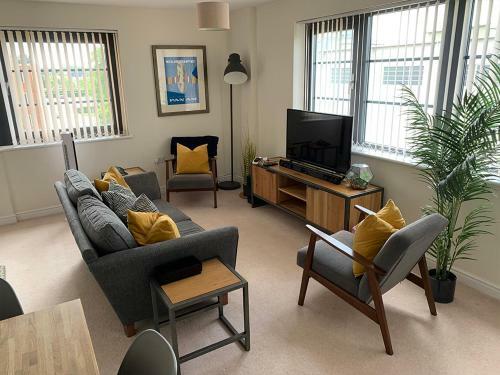 Continental Apartments - 2-bed Farnborough Airport