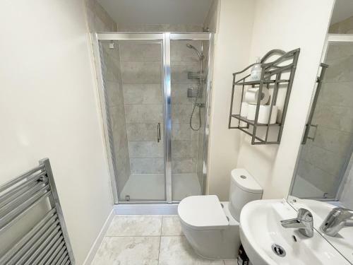 Continental Apartments 2-bed Farnborough Airport