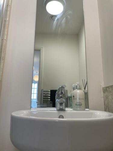Continental Apartments -2-bed Farnborough Airport