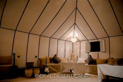 Ideal Desert Camp