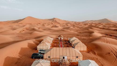 Ideal Desert Camp
