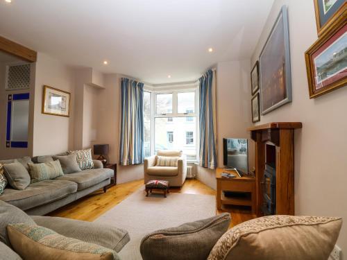 22 Clifton Terrace