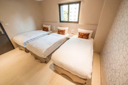 Golden Stone Hotel