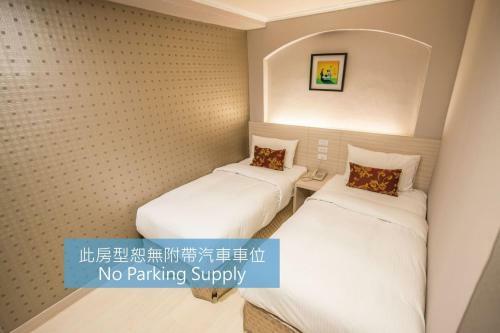 Golden Stone Hotel