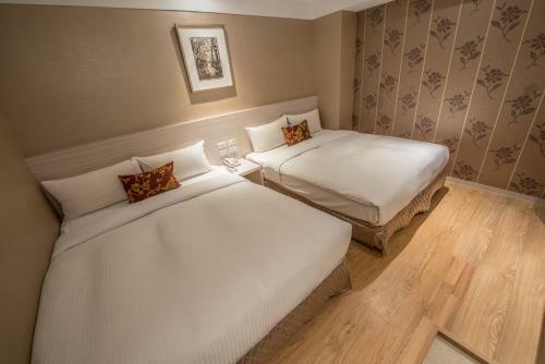 Golden Stone Hotel