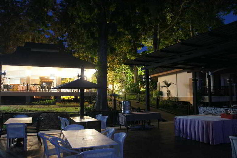 Chiangkhong Teak Garden Hotel