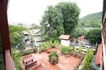 Baiyoke Chalet Hotel