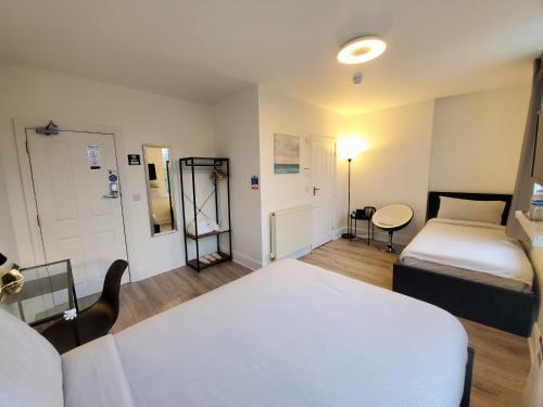 Hotel Sleeplicity London Heathrow