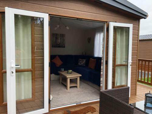 Carre Retreat With Private Hot Tub