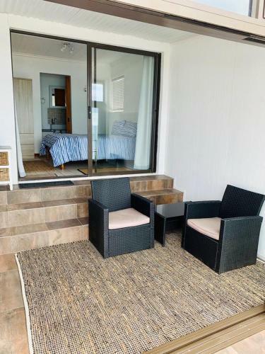 Hostal Captain Sunshine Guest House