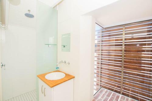 Rosmead Apartment