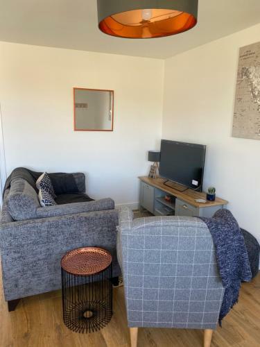 Bay - Brambles Chine, Colwell Bay Newly Refurbished