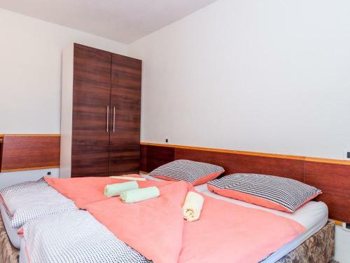 Selak Apartments