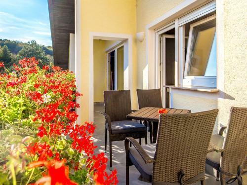 Selak Apartments