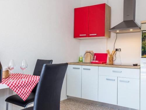Selak Apartments