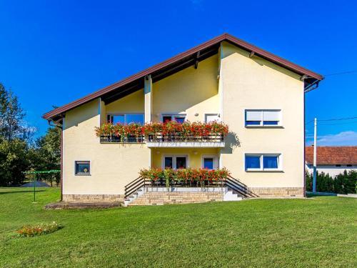 Selak Apartments