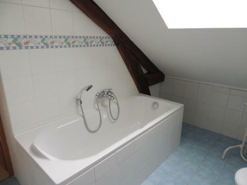Bed & Breakfast Chambre D'h�tes De Charleval