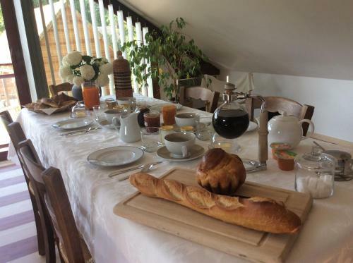 Bed & Breakfast Chambre D'h�tes De Charleval