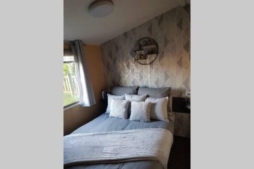 Hillingworth's Hot Tub Retreat