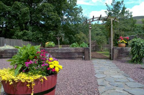 Rosemount Cottage - Highland Cottage